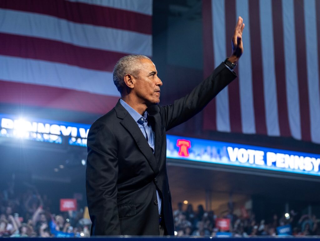 Prima reacție a lui Obama după clipul distribuit de Trump în care era prezentat ca o maimuță