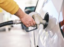 Creșteri-record de preț ale carburanților în toate rețelele: Motorina a ajuns aproape 10 lei/l. Cât costă benzina