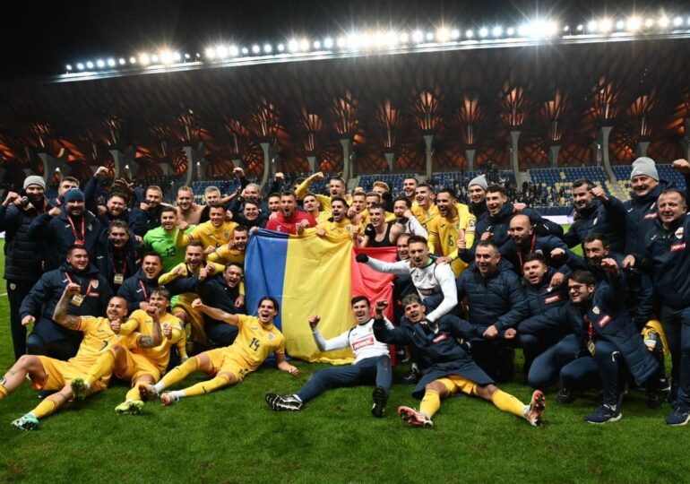 Bucuria de nedescris a tricolorilor după calificarea la EURO 2024: Jucătorii au intrat peste Edi Iordănescu la conferința de presă