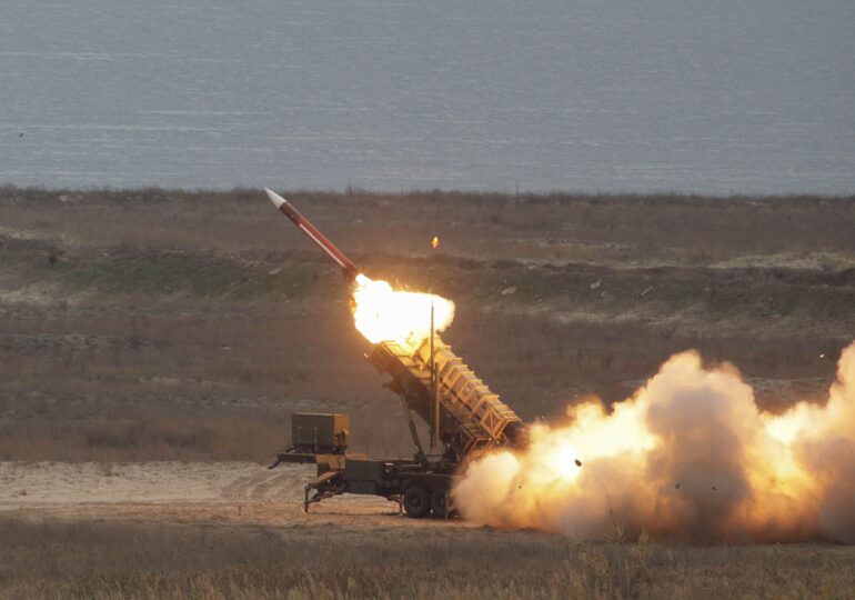 România cumpără rachete pentru Patriot de peste un miliard de euro