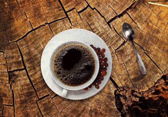 Ce impact are cafeaua pe care o bem dimineață asupra creierului nostru
