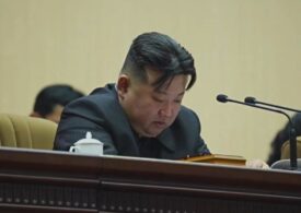 Imaginile zilei: Kim Jong Un plânge la o întâlnire publică din Phenian (Video)