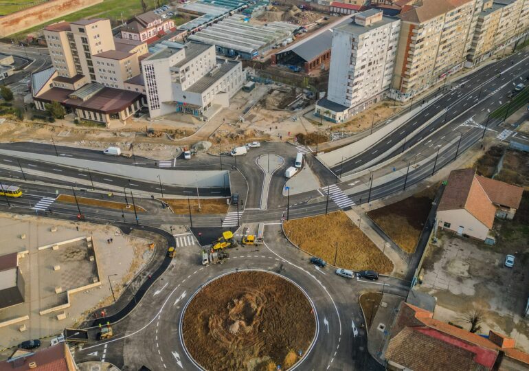 Una dintre cele mai mari lucrări din Oradea: Șapte pasaje construite în centrul orașului au fost deschise traficului