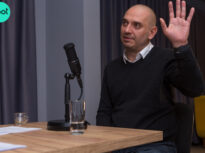 USR nu crede în sondajele din presă, dar nu e normal ca Elena Lasconi și Nicușor Dan să candideze pe același culoar