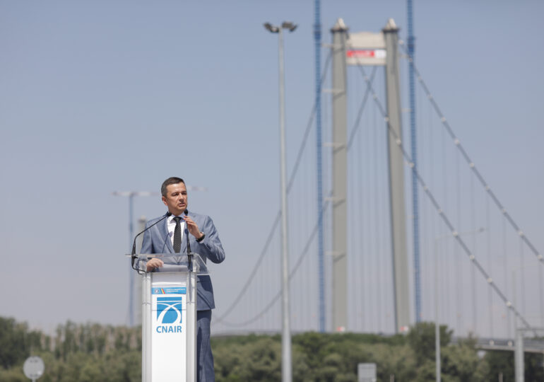 Podul de la Brăila îi aduce lui Grindeanu o plângere penală: „Statul trebuie să înceteze să mai pună cetățenii în pericol!”