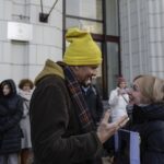 Tudor Chirilă și Oana Gheorghiu, la protest alături de jurnalista Emilia Șercan: Libertatea nu e un dat. Trebuie să luptăm pentru ea! (Galerie foto)