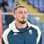 Fabrizio Romano anunță: „Disputat” de Tottenham și Bayern, Radu Drăgușin a ales și semnează