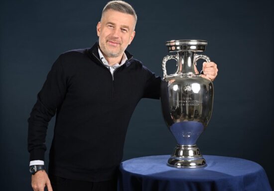 Edi Iordănescu, favorit să preia o nouă echipă națională