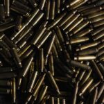 Războiul din Ucraina „înghite” un arsenal imens, dar marii producători de armament ai lumii merg în pierdere