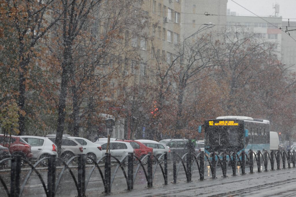 Vremea de Crăciun și Revelion: Vine un val de aer polar și vom avea ninsoare chiar și la București