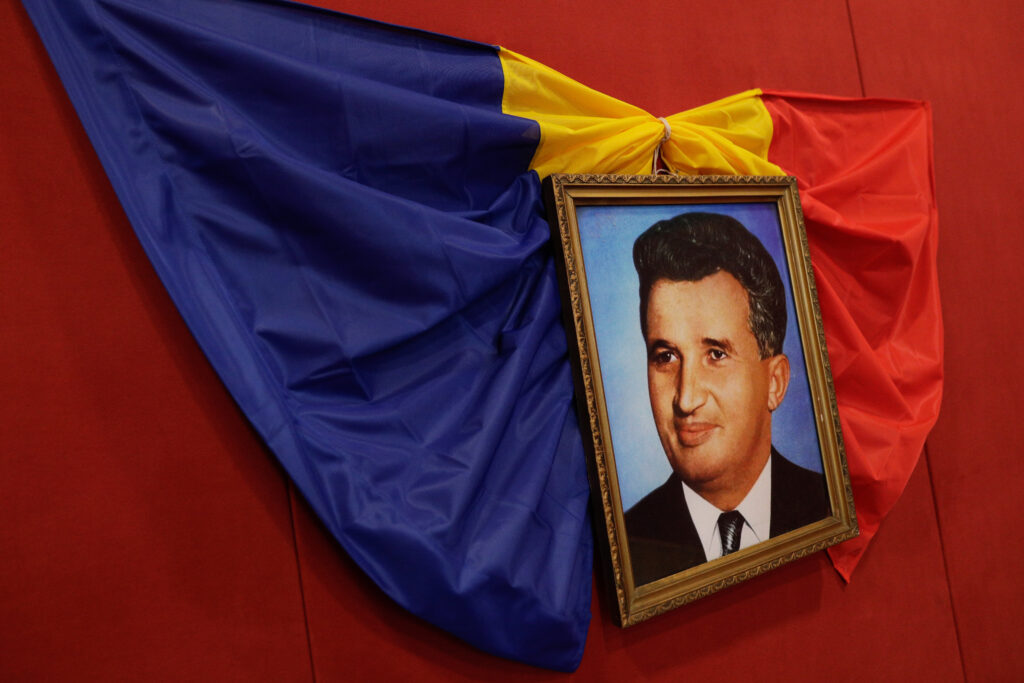 PressOne: Cum a schimbat o rețea de carte clandestină destinul Europei de Est. Povestea spionului român care a inundat blocul comunist cu idei interzise