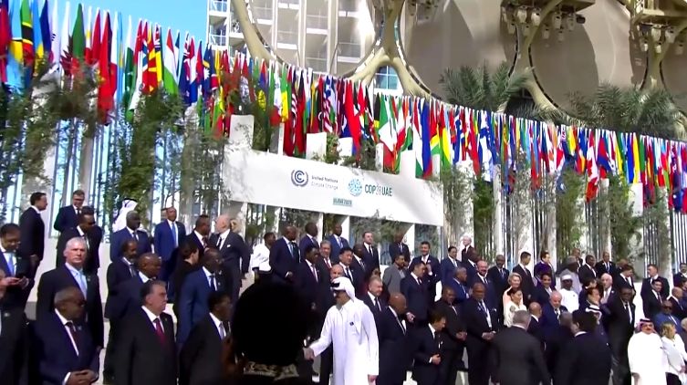 Summitul pentru climă din Dubai: Trei președinți au refuzat să apară în „poza de familie”, delegația iraniană a plecat (Video)