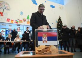 Alegeri în Serbia: Vucic revendică victoria partidului său, ultranaționalistul Voislav Șeșeli revine în politica de la Belgrad