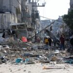 Armata israeliană a prezentat un plan de evacuare a civililor din Fâșia Gaza. Oamenii sunt forțați să mănânce frunze și furaje