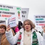 (P) USR: Marcel Ciolacu trebuie să înceteze să mai taie de la Sănătate și Educație ca să-și protejeze specialii!