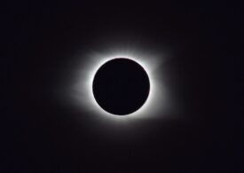 Eclipsa de soare din 8 aprilie 2024 | Cât va dura fenomenul și de ce este atât de special