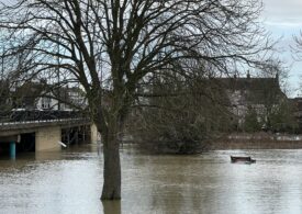 Furtuna Henk a lovit Marea Britanie: Un mort, inundații și transporturi date peste cap (Foto & Video)