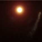 Astronomii au descoperit o planetă „cu coadă” nu departe de noi