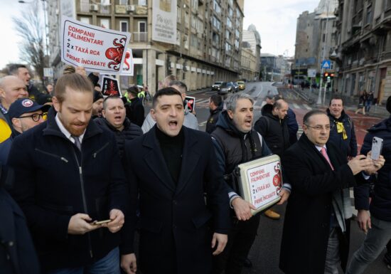 galerie foto cu Protest AUR la ASF