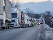 CNAIR cere amânarea noului sistem de taxare rutieră: Aplicația TollRo nu e gata, iar transportatorii de marfă riscă să fie amendați