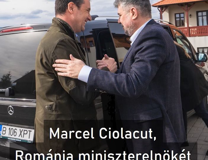 Tanczos Barna l-a chemat pe premierul Ciolacu la Siculeni, să îi arate cum e cu Ținutul Secuiesc. I-a dat și manuale să citească
