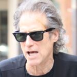 A murit actorul Richard Lewis