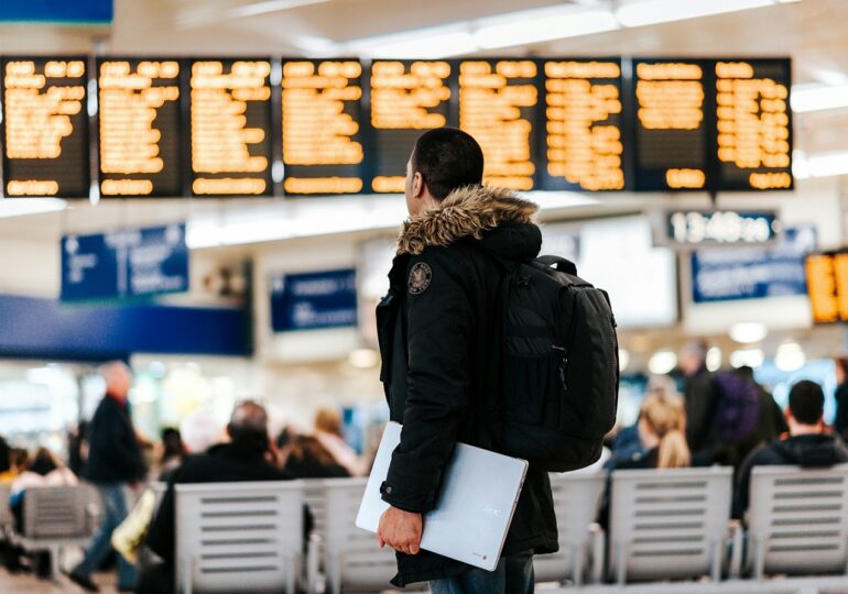Încă o lună de greve în Europa: Țările cu zboruri și trenuri anulate în februarie