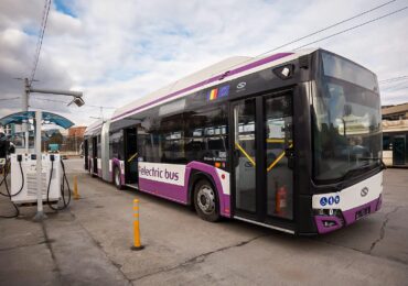 Primele trei autobuze electrice cumpărate cu bani de la UE au ajuns la Cluj (Galerie foto)