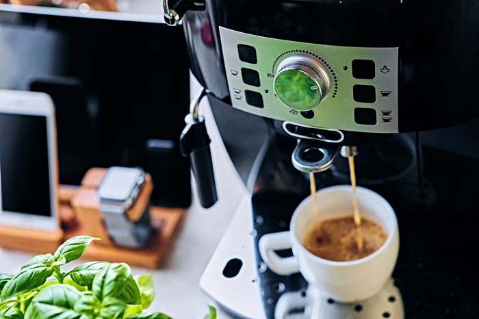Espressorul automat de cafea: Cum a revoluționat industria cafelei