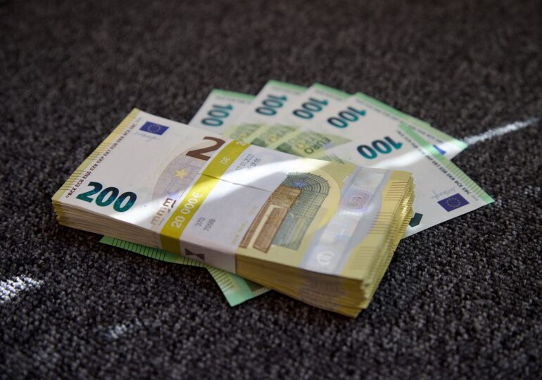 O importantă rețea de spălare de bani a fost dezmembrată în cadrul unei operațiuni europene