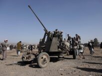 Ofensiva fulgerătoare Houthi din Yemen ar putea avea un impact devastator asupra economiei mondiale. Sute de oameni au fost uciși. Aproape 50.000 au fugit