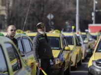 Se schimbă regulile pentru taximetriștii de pe Otopeni. Ce pățesc cei care refuză să preia o cursă