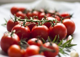 Mărarul, salata și roșiile au cele mai multe pesticide, uneori peste limita maximă admisă. Cum se apără fermierii