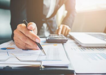 Cum poate fi contestată o decizie de impunere de la ANAF sau o decizie de taxe locale