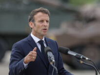 Franța va invita Rusia la comemorarea Debarcării din Normandia
