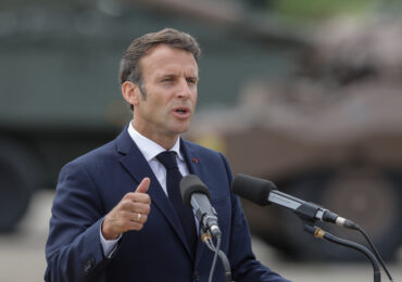 Macron reacționează după protestele din Franța. Critică „violența scăpată de sub control” și promite transparență deplină: Cei care au distrus trebuie să plătească