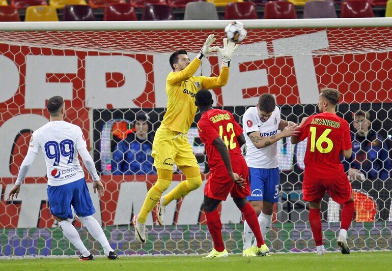 Vlad Chiricheș revine pe gazon la FCSB după șapte luni