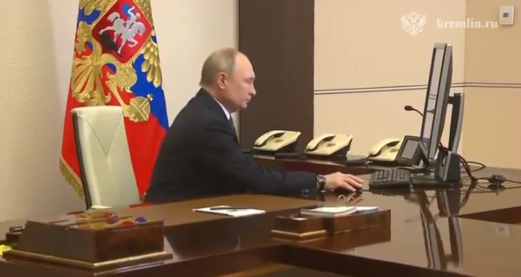 Alegeri în Rusia: Putin a votat online (Video)