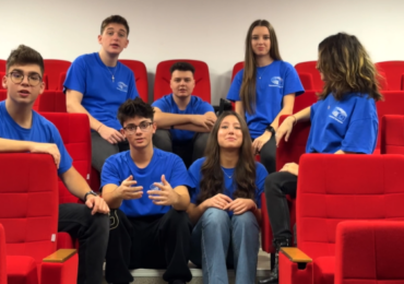 O echipă de la un liceu din București câștigă concursul ImagineEU, organizat de Comisia Europeană