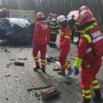 Accident cu un mort și 5 răniți la Sinești. DN 2 este blocat