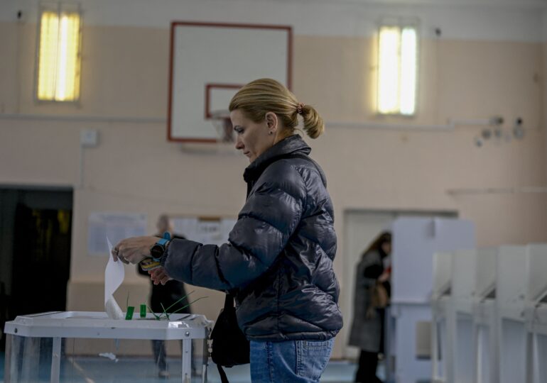 Alegeri în Rusia: Primele exit-poll-uri arată un rezultat - record obținut de Vladimir Putin