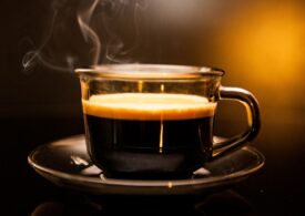 Efectul neașteptat al unui consum de până la cinci cești de cafea pe zi