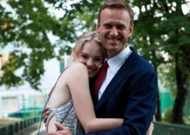 Fiica lui Navalnîi își ia rămas bun de la tatăl său într-un mesaj emoționant: Ai fost și vei rămâne mereu eroul meu! (Galerie foto)