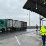 Zeci de transporturi de produse second hand și deșeuri, oprite la intrarea în țară (Foto)