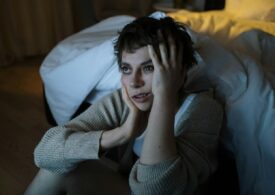 Ce să faci ca să adormi în nopțile în care ai insomnie: sfaturile experților