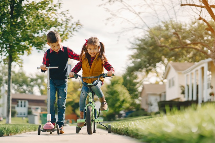 Top 5 motive pentru care să investești în biciclete pentru copii