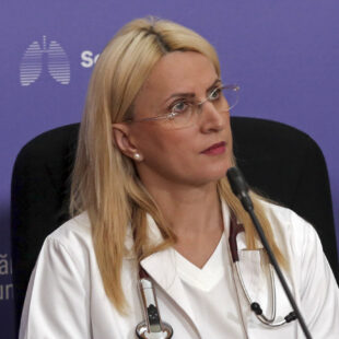 Beatrice Mahler, medic România