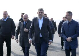 Ciolacu și-a luat o delegație consistentă și a plecat în Qatar: Guvernul vrea să atragă investiții de 15 miliarde de dolari