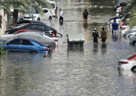 Potopul din Dubai - Cine vine acasă în avionul lui Ciolacu. Românii se plâng că autoritățile nu-i ajută: "N-au făcut nimic, nu au răspuns la niciun număr de telefon"