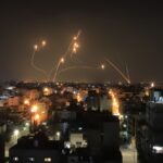 Hezbollah a lansat zeci de rachete spre Israel